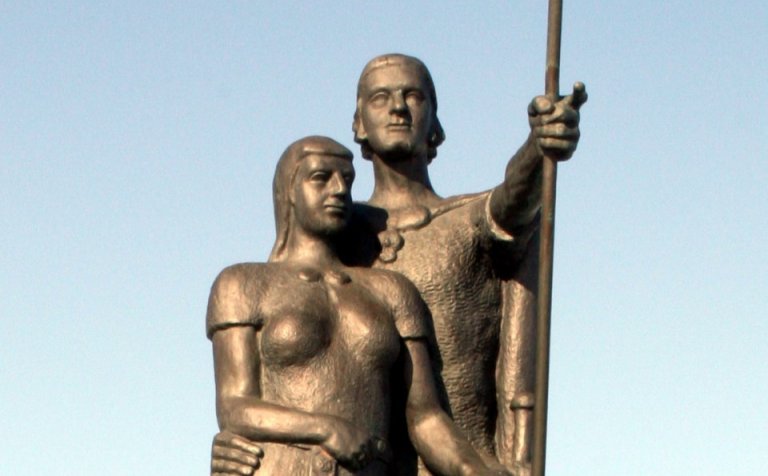 Vetrarfrí Þórunnar hyrnu og Þorbjargar hólmasólar.