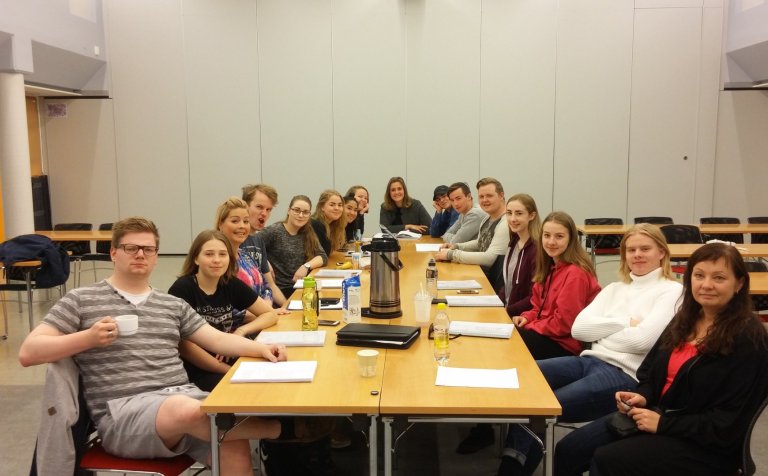 Fyrsti samlestur á Litlu hryllingsbúðinni.