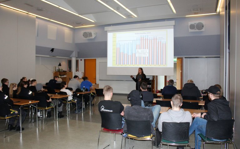 Áhugaverðir fyrirlestrar Hrannar Brynjarsdóttur.