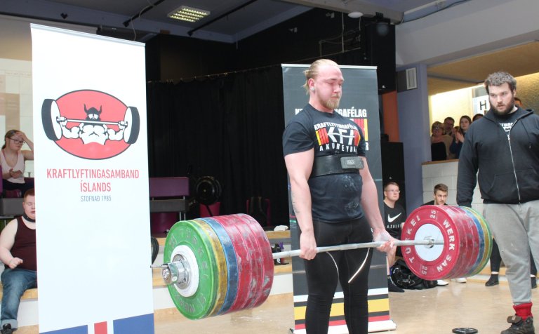 Þorsteinn Ægir með persónulegt met, 277,5 kg.