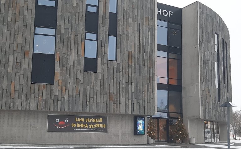 Brautskráningin verður í Hofi fimmtudaginn 21. desember og hefst kl. 13:00.