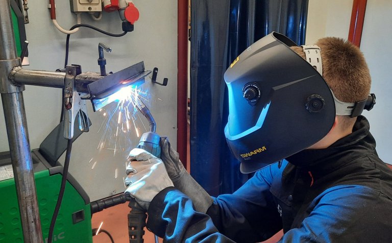 Síundarteknar æfingar í málmsuðu er lykilatriði í því að árangurinn verði góður. Það er með þetta ei…