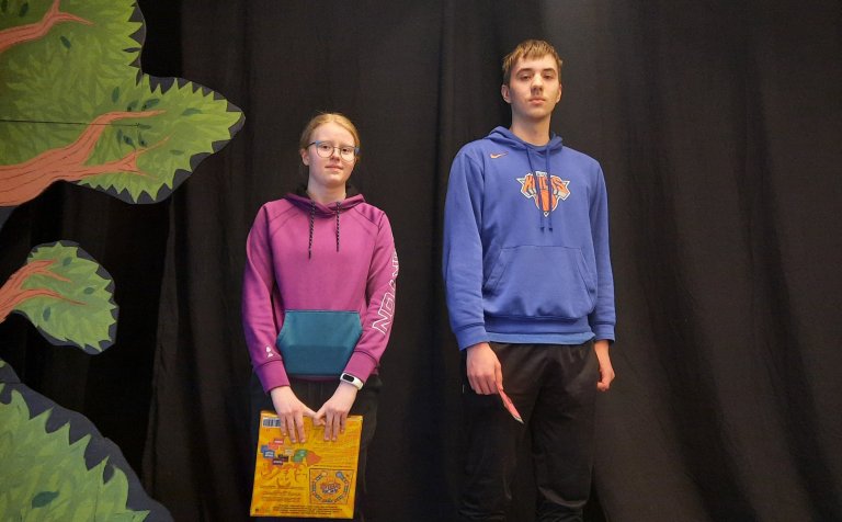 Tveir af fjórum verðlaunahöfum veittu viðurkenningum sínum viðtöku í Gryfjunni í dag, Gunnar Hólm Hj…