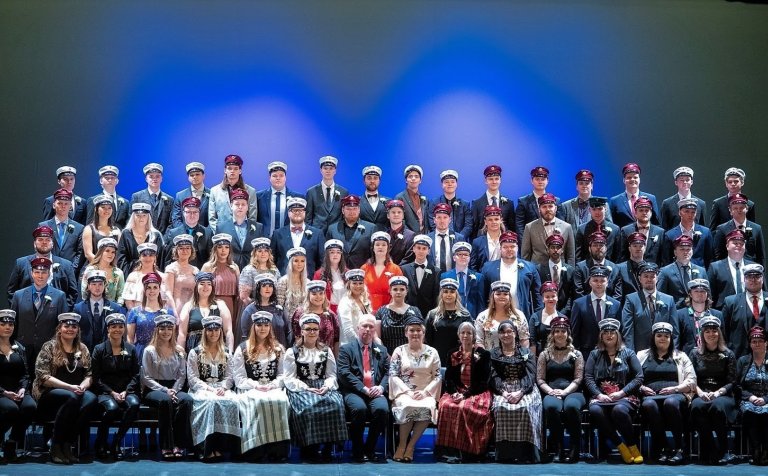 Útskriftarhópurinn í dag. Mynd: Hilmar Friðjónsson