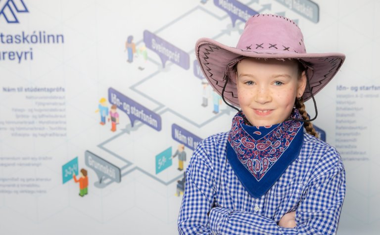 Einn af góðum gestum í VMA á öskudaginn.