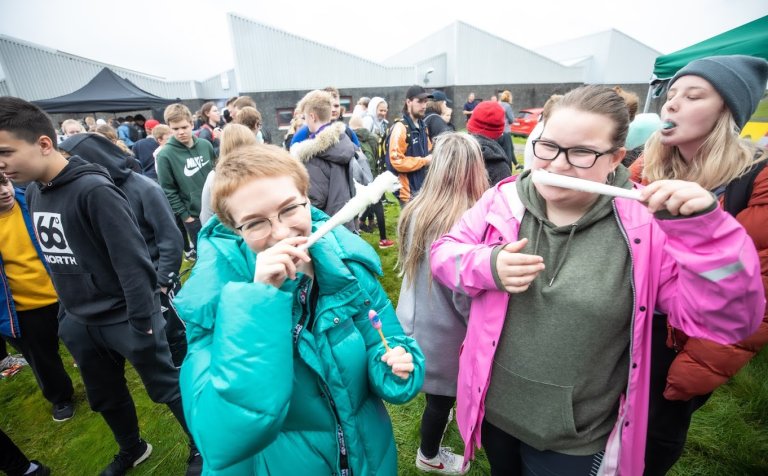 Gleði á nýnemahátíðinni. Mynd: Hilmar Friðjónsson.