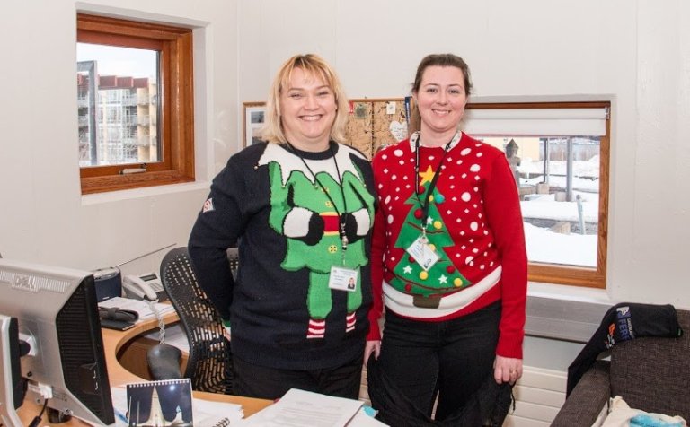 Sigríður Huld og Anna María mættu í flottum peysum