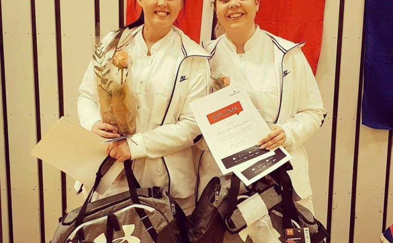 Kampakátar eftir keppnina í Osló í gær.