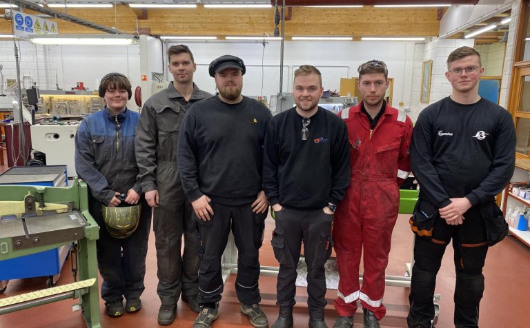 Próftakarnir sex í sveinsprófi í vélvirkjun 9.-11. febrúar. Mynd: Hörður Óskarsson.