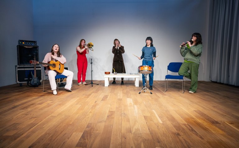 Ég er kominn heim á A! gjörningahátíð. Frá vinstri: Emelía Ósk Gunnþórsdóttir, Mahaut Ingiríður Math…