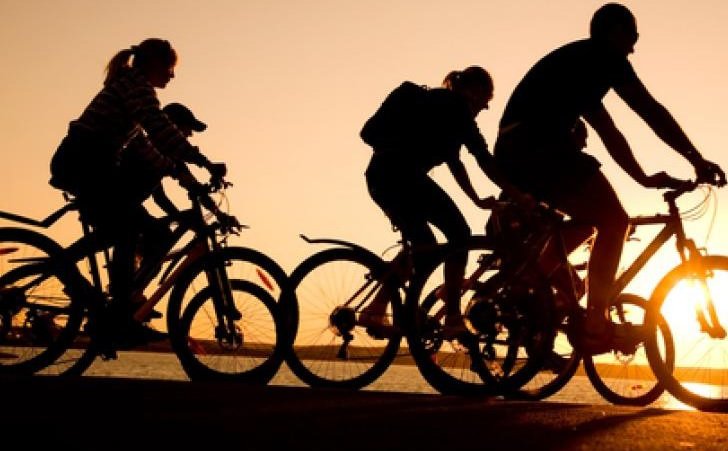 Nemendur eru hvattir til að hjóla í skólann.