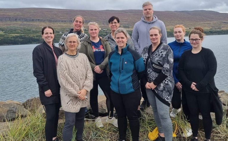 Nemendur í fyrsta námshópnum í heilsunuddi í VMA.
Mynd: María Albína Tryggvadóttir.