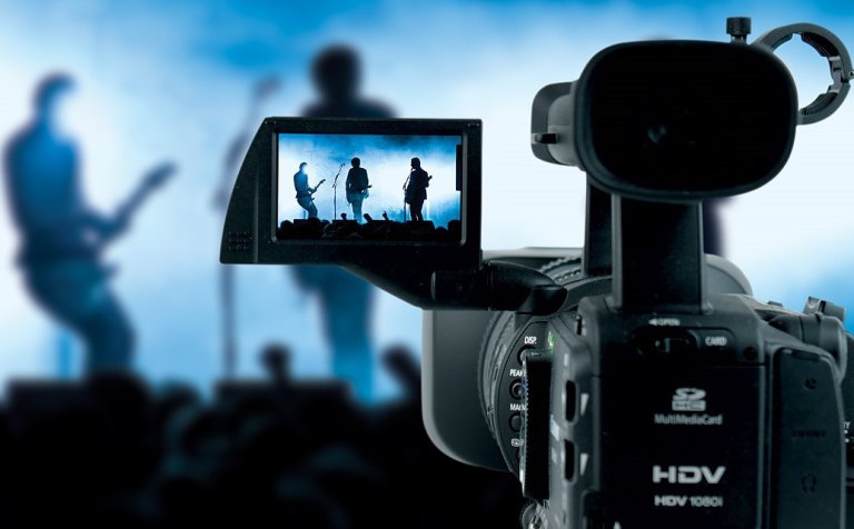 Kvikmyndanámskeið verður í VMA nk. laugardag.