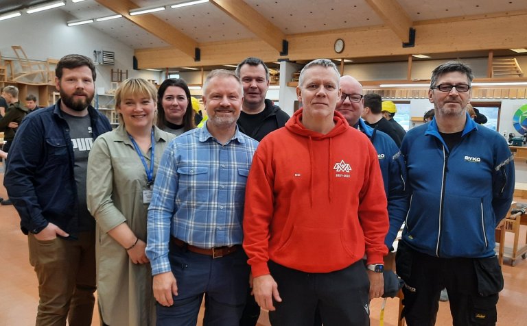 Fulltrúar Byko, Haga og VMA í byggingadeild í gær.