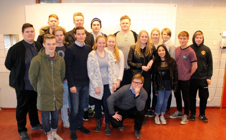 Frambjóðendur til hinna fjölmörgu embætta.