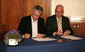 Samningur milli FSA og VMA undirritaður