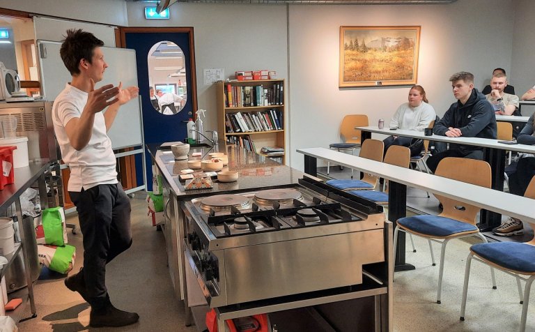 Reynir Grétarsson ræðir um heim súkkulaðsins.