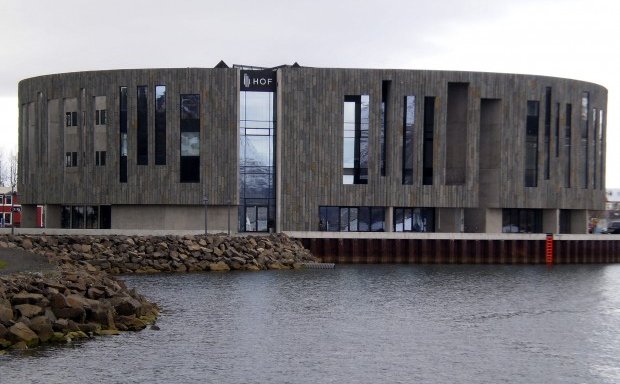 Brautskráningin verður í Menningarhúsinu Hofi.