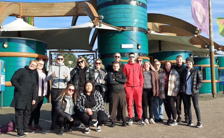 Glaðbeittir Hollandsfarar.