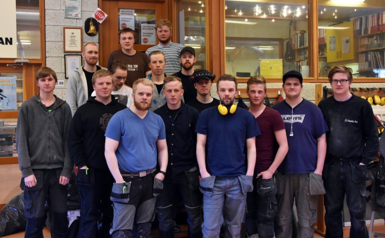 Húsasmíðanemar í sveinsprófi. Mynd: Heiðar Árnason