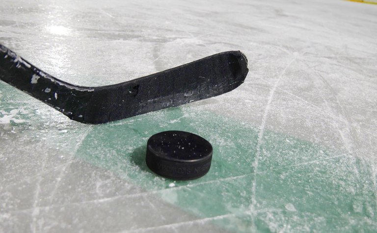 Sannkölluð íshokkíveisla í Skautahöllinni á Ak.