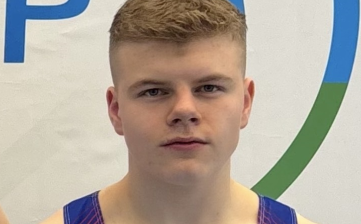 Sólon Sverrisson vélstjórnarnemi í VMA og landsliðsmaður í fimleikum.