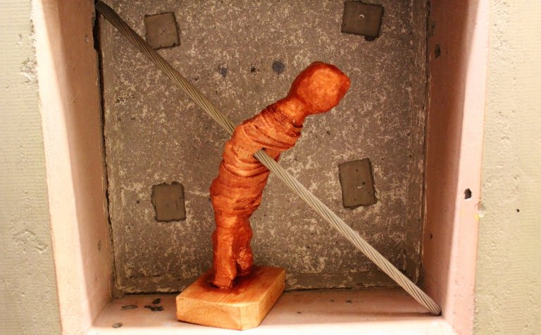 Verk Eyglóar Bjarkar á sýningunni í Gallerí Glugg.