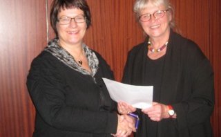 Höfðingleg gjöf til Starfsbrautar frá Soroptimistaklúbbi Ak.