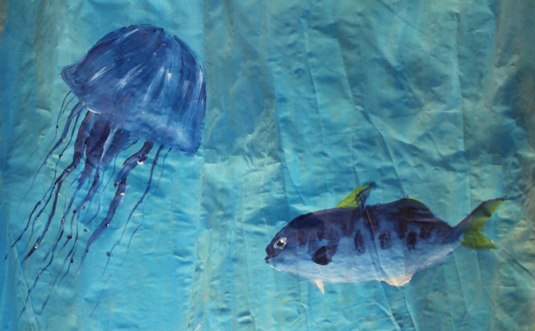 Hluti af myndverk listnámsnema í Gryfjunni í mars.