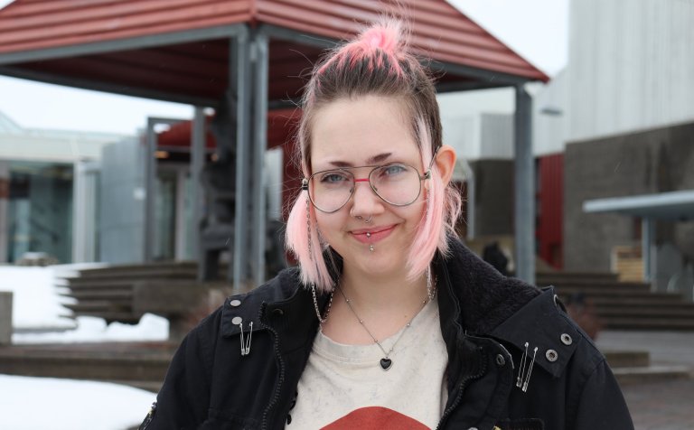 Narfi Storm Sólrúnar.