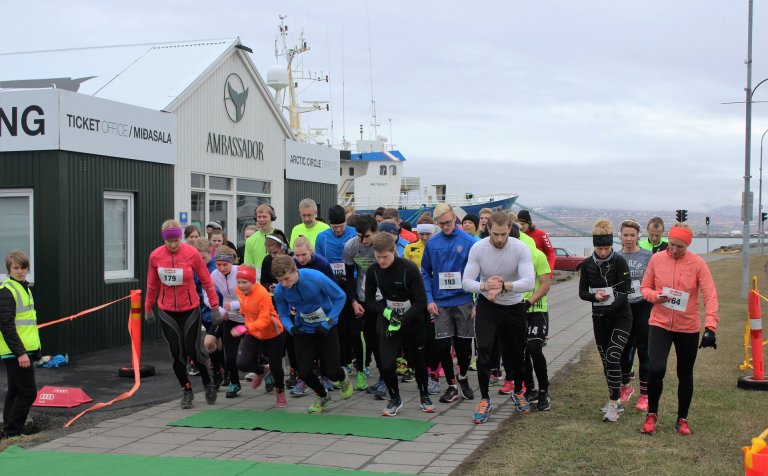 Ræsing Vorhlaups VMA í gær.