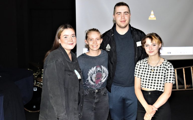 Leikfélagsfólk; Elín, Eyrún, Brimar og Embla.