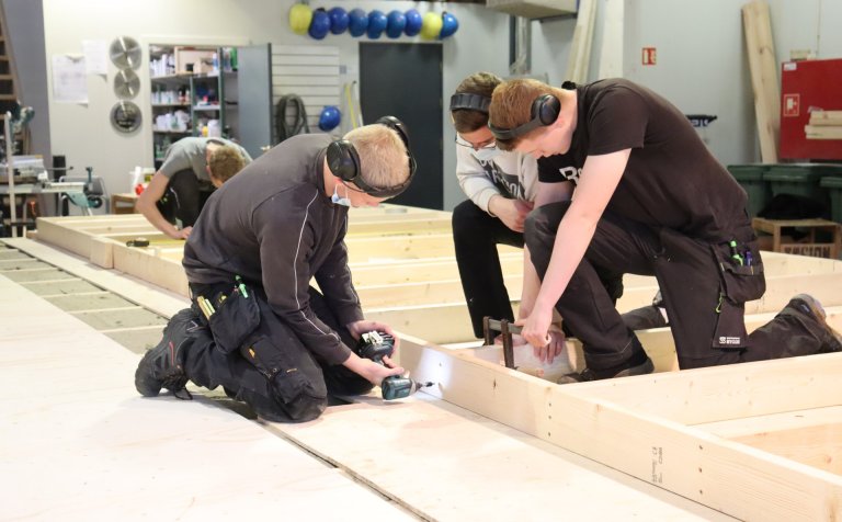 Einbeittir nemendur í byggingadeild.