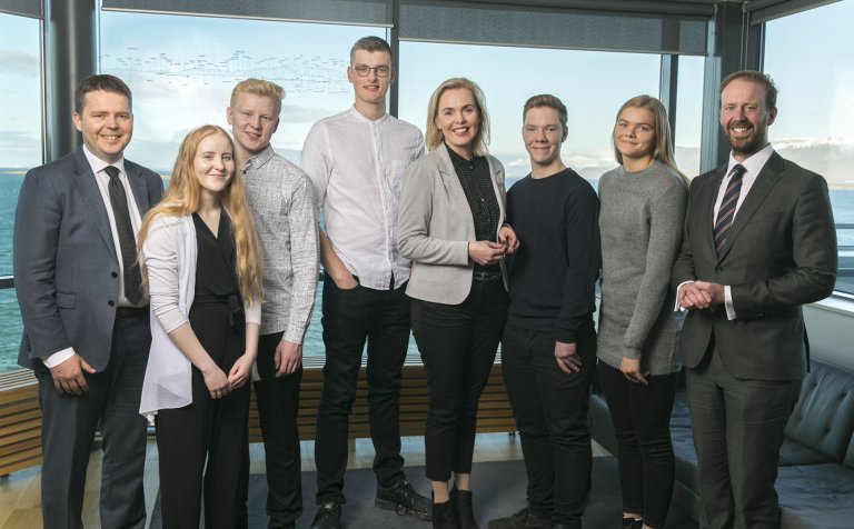 Frá afhendingu styrkjanna. (Af heimasíðu Kviku).