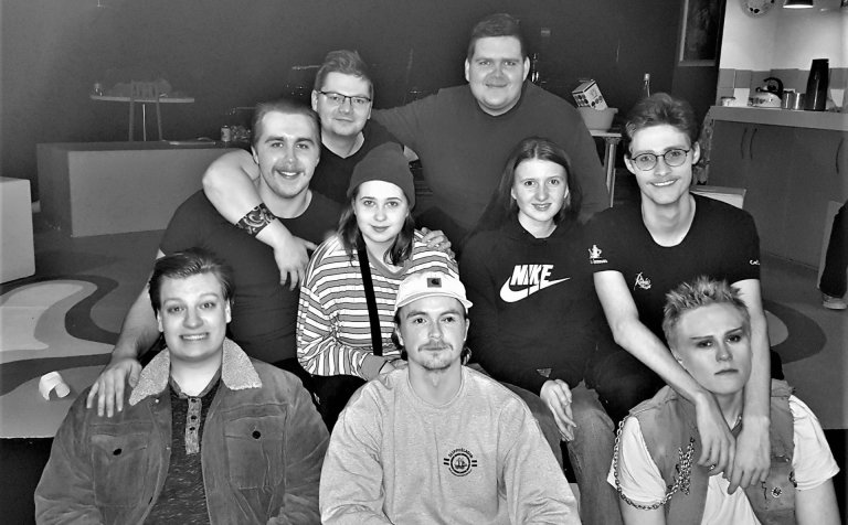 Á Melum. Núverandi og fyrrverandi nemendur VMA.