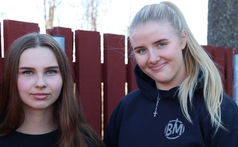 Margrét Dana Þórsdóttir (t.v.) og Katrín Lind Sverrisdóttir.