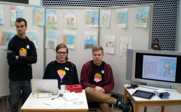 Sagnameistararnir í básnum sínum í gær.