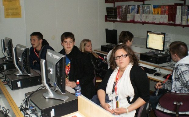 Fjölþjóðlegt samstarf á bókasafni VMA.