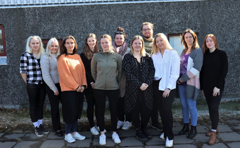 Sjúkraliðanemarnir sem kynntu verkefni sín.