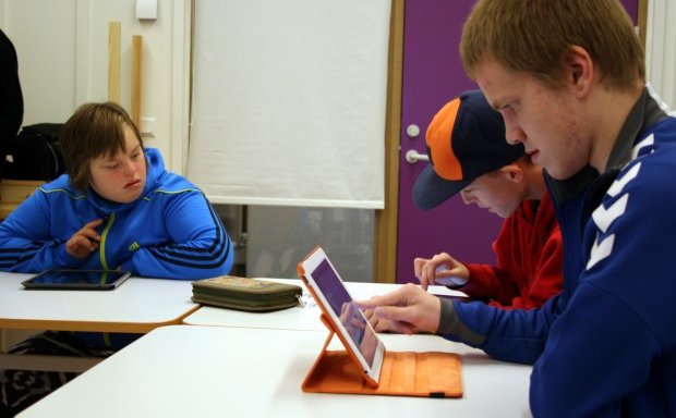 Spjaldtölvur nýtast vel í kennslu á starfsbraut.