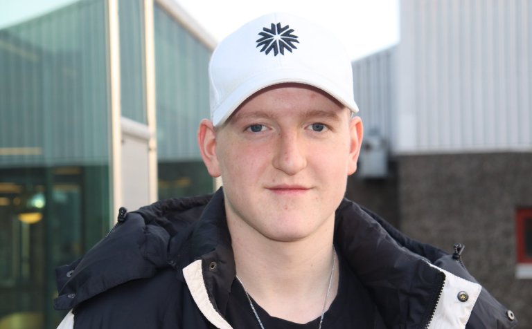 Sveinn Sigurbjörnsson.