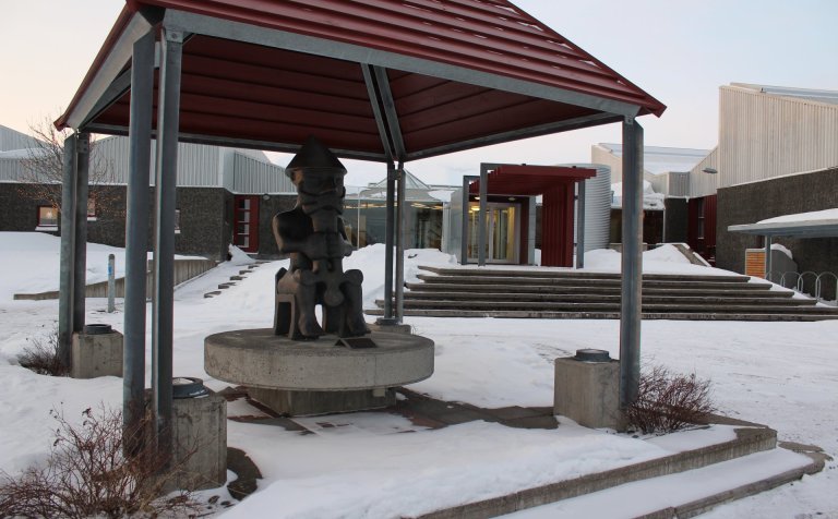 Sem næst 950 nemendur verða í dagskóla á önninni.