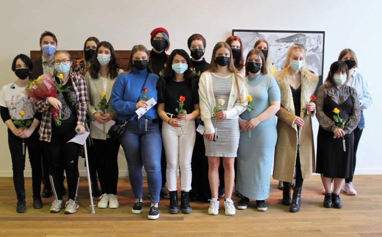 Nemendur sem eiga lokaverkefni á sýningunni.